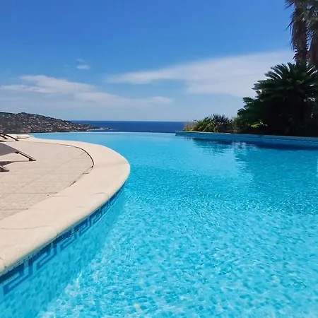 Vue Panoramique Mer A 3 Minutes De La Plage, 5 * Sainte-Maxime