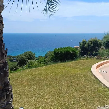 Vue Panoramique Mer A 3 Minutes De La Plage, 5 Villa Sainte-Maxime