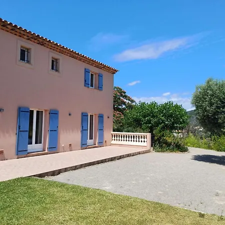 Villa Vue Panoramique Mer A 3 Minutes De La Plage, 5 Sainte-Maxime